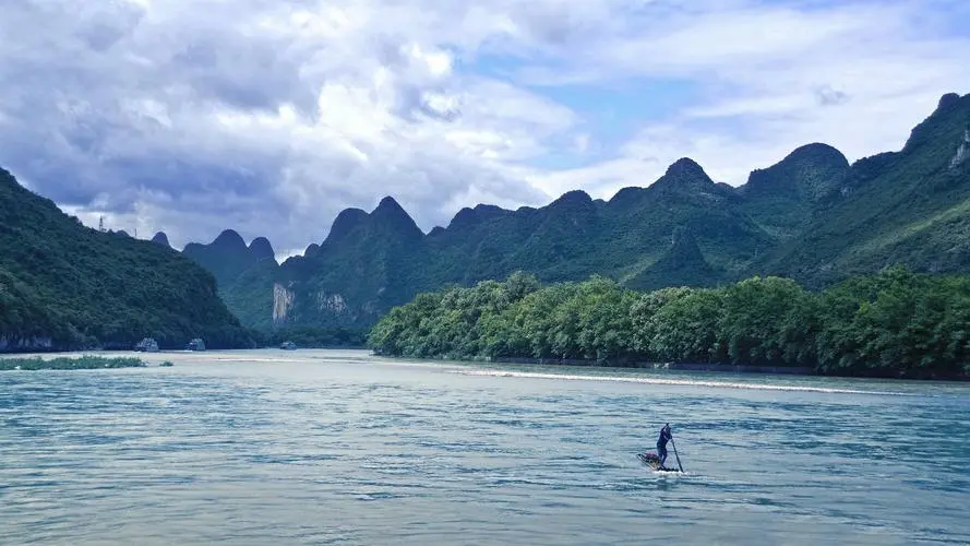 高端绿色